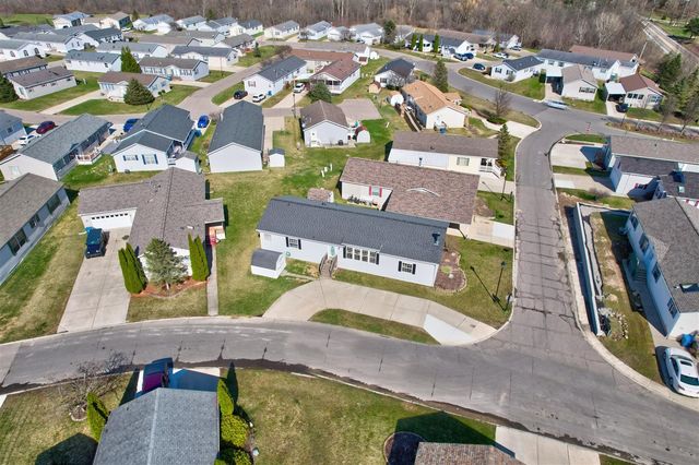 16257 Derby Circle, Holly, MI 48442