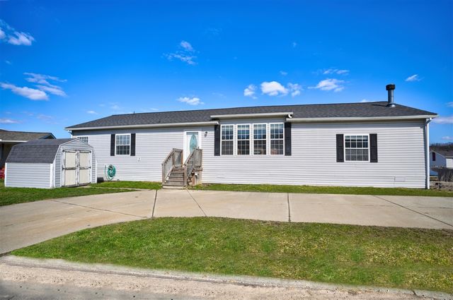 16257 Derby Circle, Holly, MI 48442