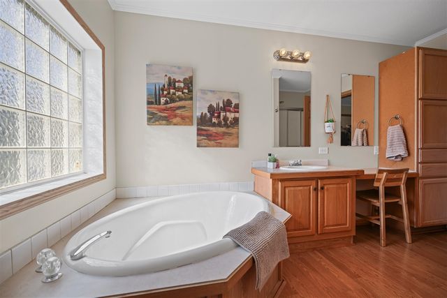 16257 Derby Circle, Holly, MI 48442