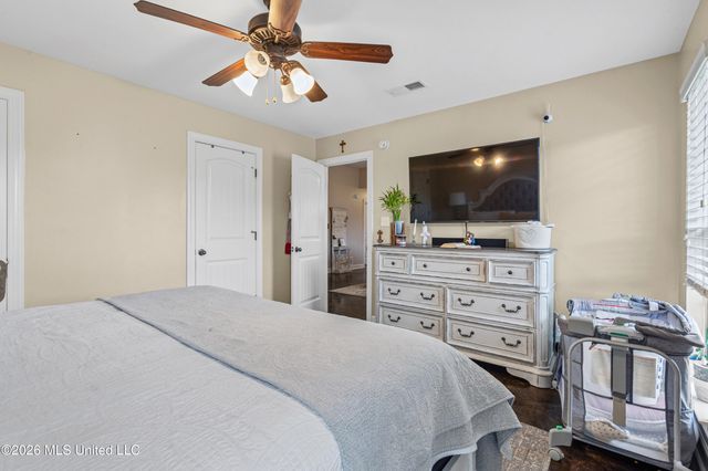 1620 Cresent Lane, Southaven, MS 38671