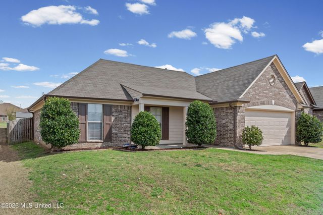 1620 Cresent Lane, Southaven, MS 38671