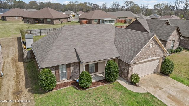 1620 Cresent Lane, Southaven, MS 38671