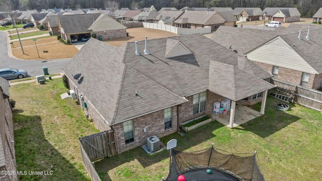 1620 Cresent Lane, Southaven, MS 38671