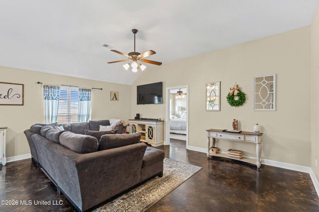 1620 Cresent Lane, Southaven, MS 38671