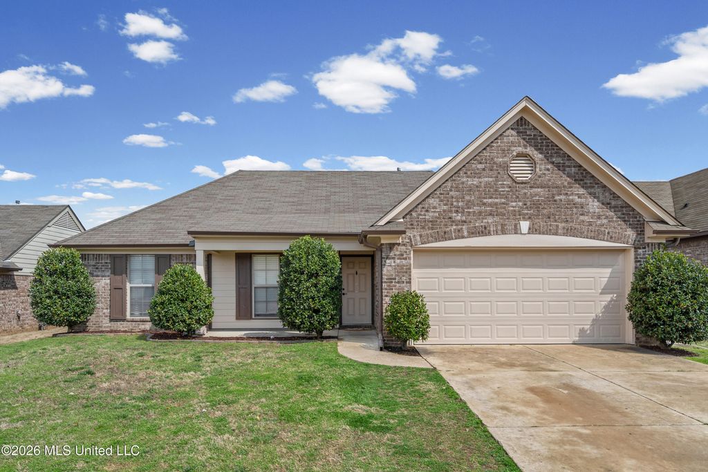 1620 Cresent Lane, Southaven, MS 38671