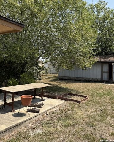 442 Solar Dr, San Antonio, TX 78227