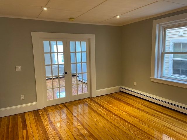 46 Court St 2, Plymouth, MA 02360