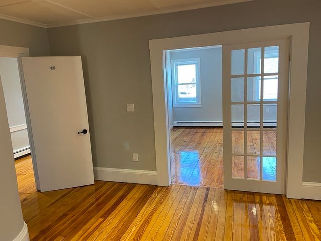 46 Court St 2, Plymouth, MA 02360