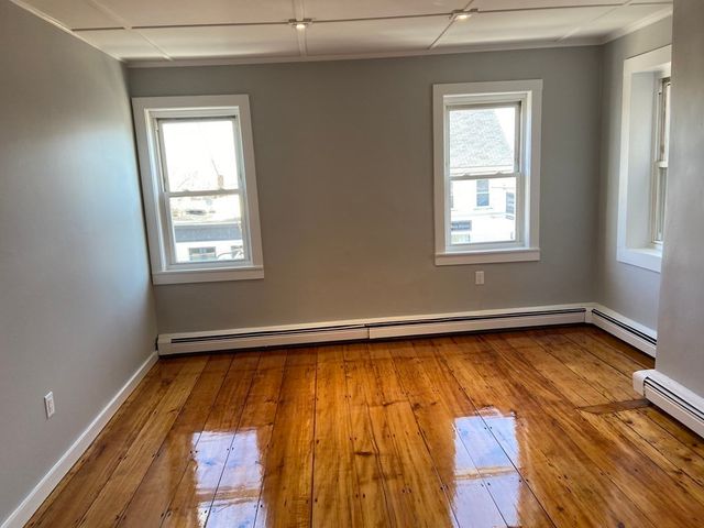 46 Court St 2, Plymouth, MA 02360