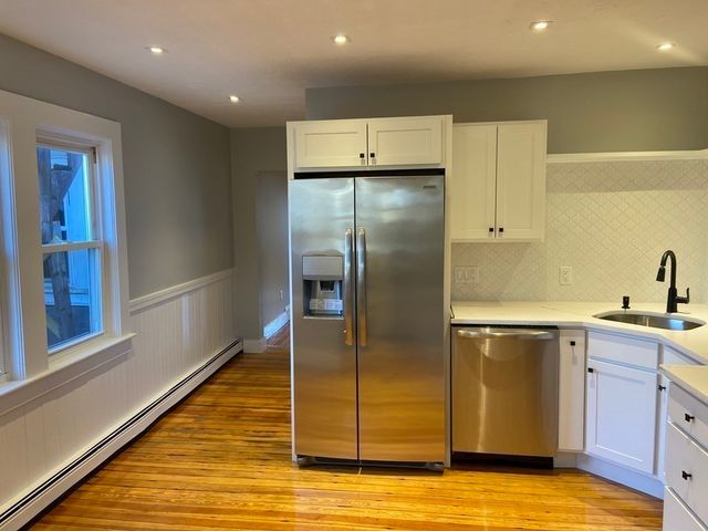 46 Court St 2, Plymouth, MA 02360