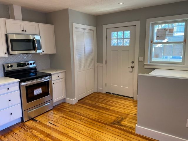 46 Court St 2, Plymouth, MA 02360
