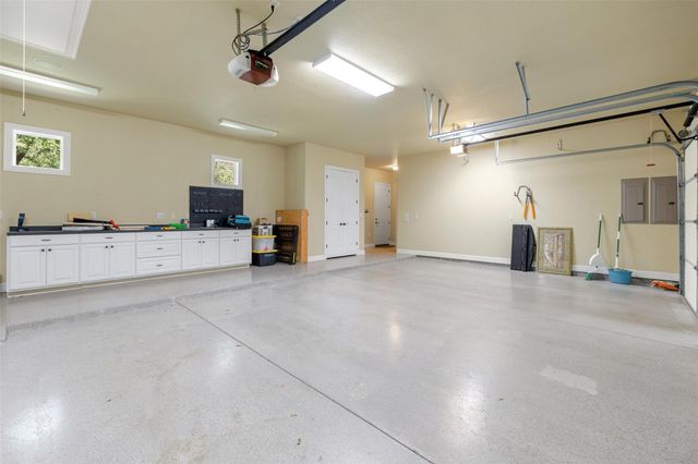 101 Hidden Hills CV, Spicewood, TX 78669