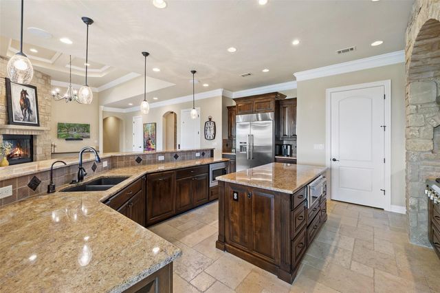 101 Hidden Hills CV, Spicewood, TX 78669