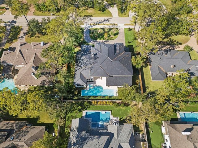 318 Knipp Road, Houston, TX 77024