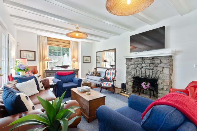 33 Rocky Lane, Ogunquit, ME 03907