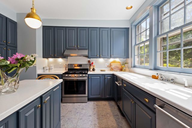 33 Rocky Lane, Ogunquit, ME 03907