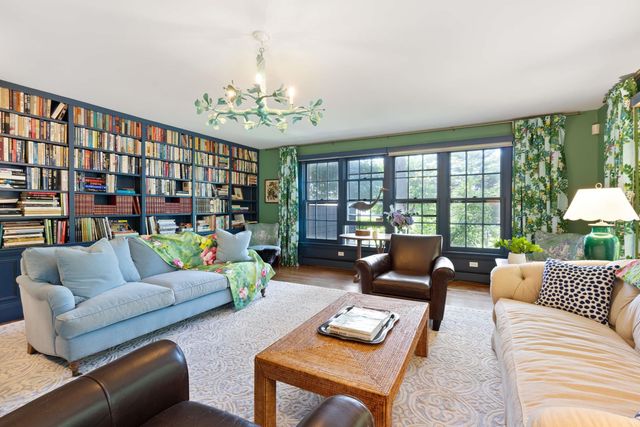 33 Rocky Lane, Ogunquit, ME 03907