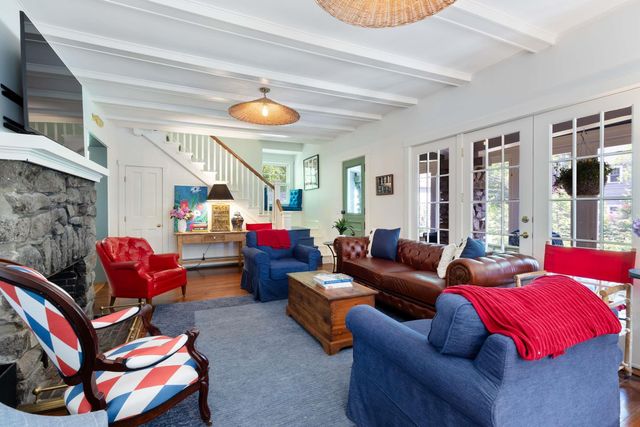 33 Rocky Lane, Ogunquit, ME 03907