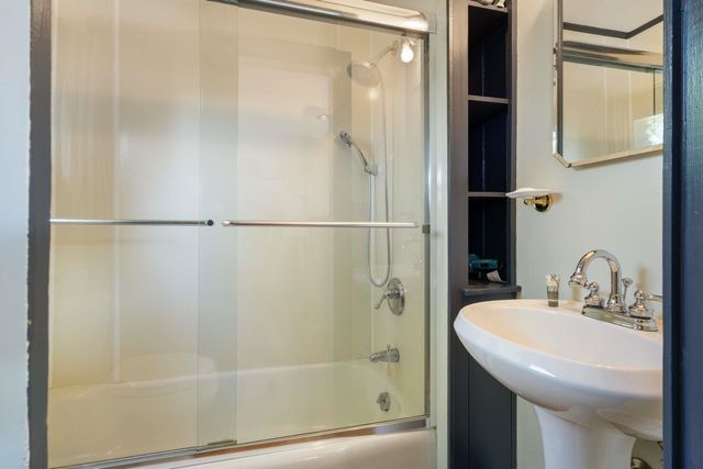 33 Rocky Lane, Ogunquit, ME 03907