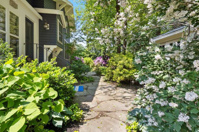 33 Rocky Lane, Ogunquit, ME 03907