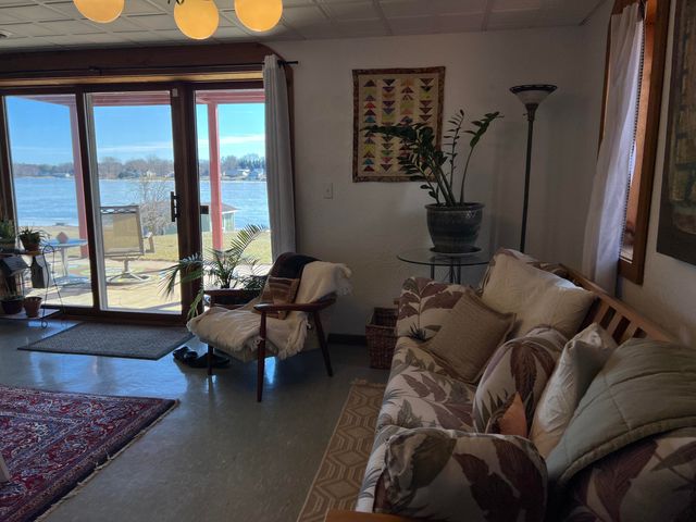 4149 Kim Drive, Hillsdale, MI 49242