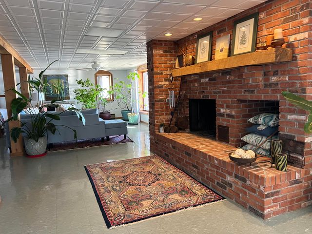 4149 Kim Drive, Hillsdale, MI 49242