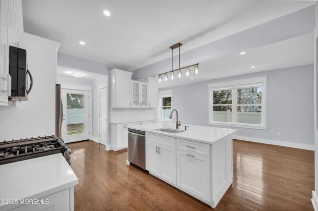 83 Pearl Street, Red Bank, NJ 07701