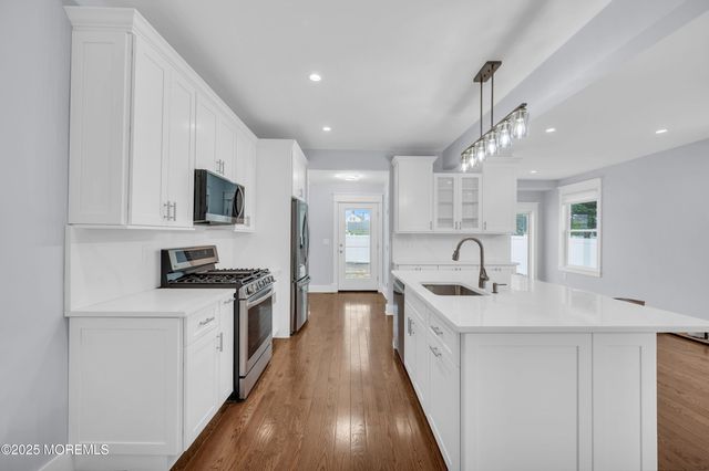 83 Pearl Street, Red Bank, NJ 07701
