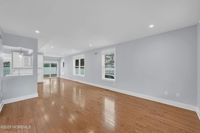 83 Pearl Street, Red Bank, NJ 07701