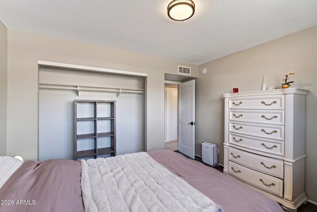131 E RIVIERA Drive, Tempe, AZ 85282