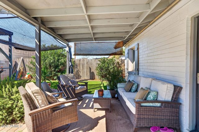 131 E RIVIERA Drive, Tempe, AZ 85282