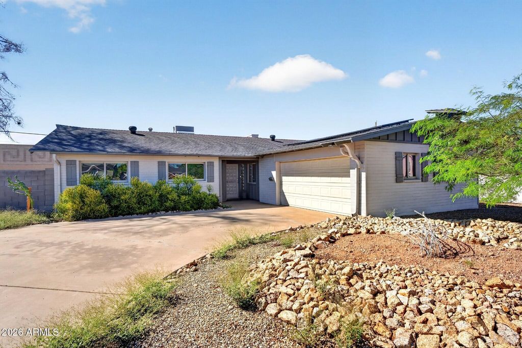 131 E RIVIERA Drive, Tempe, AZ 85282