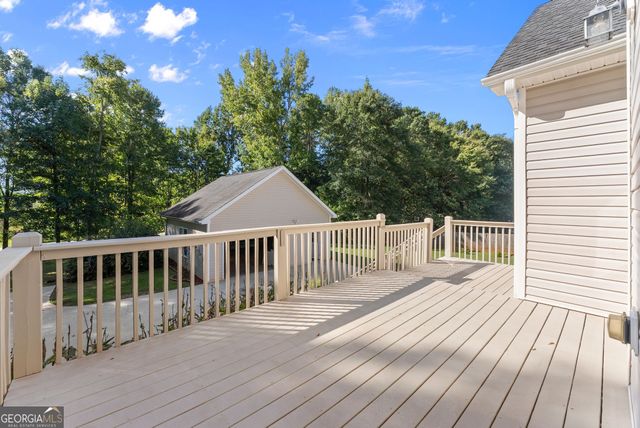 27 Woods Way, Jefferson, GA 30549