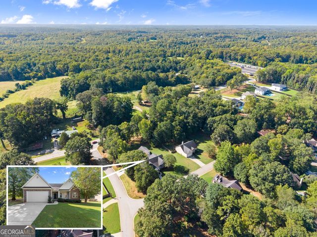 27 Woods Way, Jefferson, GA 30549