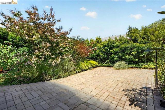 1601 Dwight Way, Berkeley, CA 94703