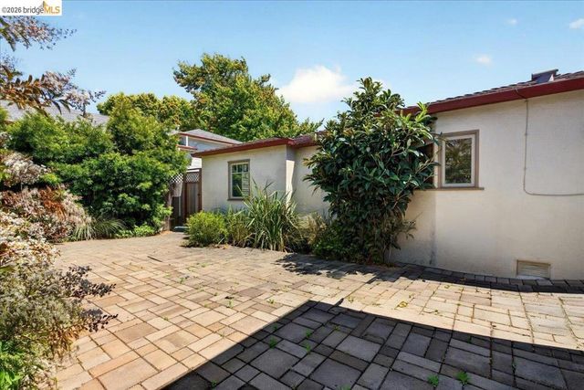1601 Dwight Way, Berkeley, CA 94703