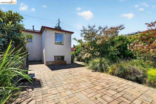 1601 Dwight Way, Berkeley, CA 94703