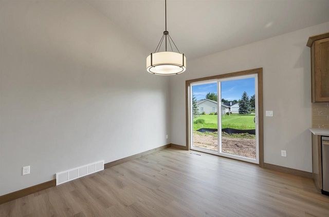 2859 STELOR DRIVE, Green Bay, WI 54311