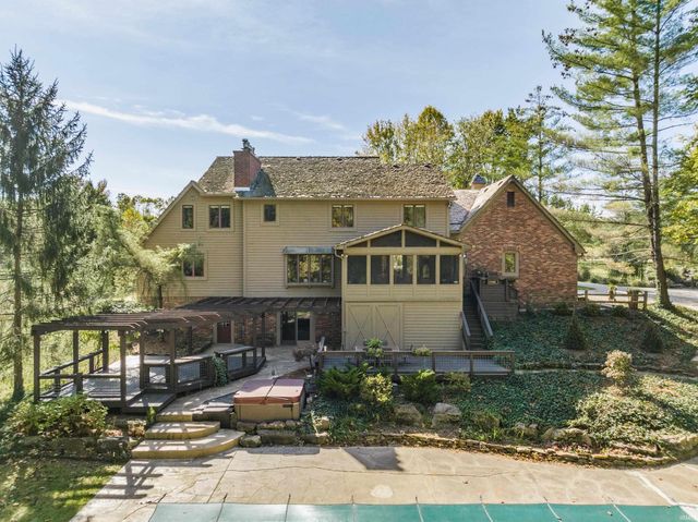 2034 Dubois Road, Spencer, IN 47460