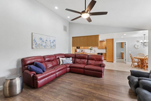 10576 Sheldon Rd, Elk Grove, CA 95624