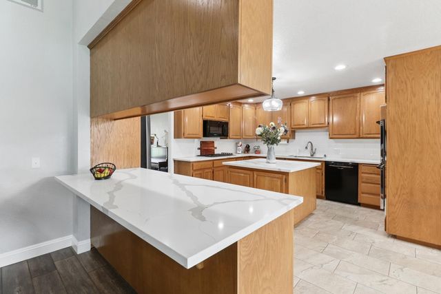 10576 Sheldon Rd, Elk Grove, CA 95624