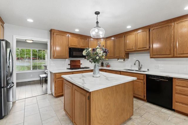 10576 Sheldon Rd, Elk Grove, CA 95624