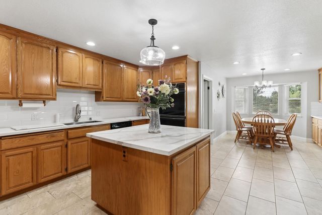 10576 Sheldon Rd, Elk Grove, CA 95624