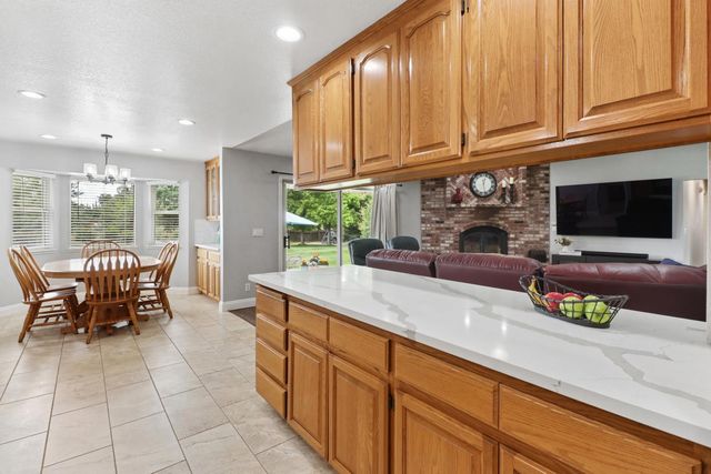 10576 Sheldon Rd, Elk Grove, CA 95624