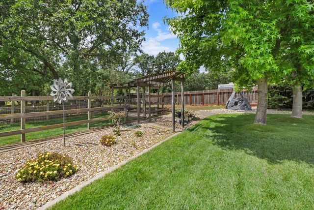 10576 Sheldon Rd, Elk Grove, CA 95624