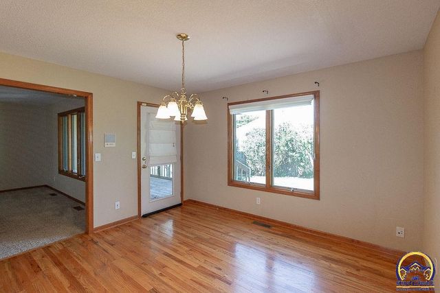 2829 SW Blue Stem DR, Topeka, KS 66614
