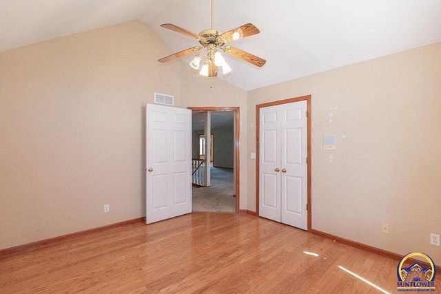 2829 SW Blue Stem DR, Topeka, KS 66614