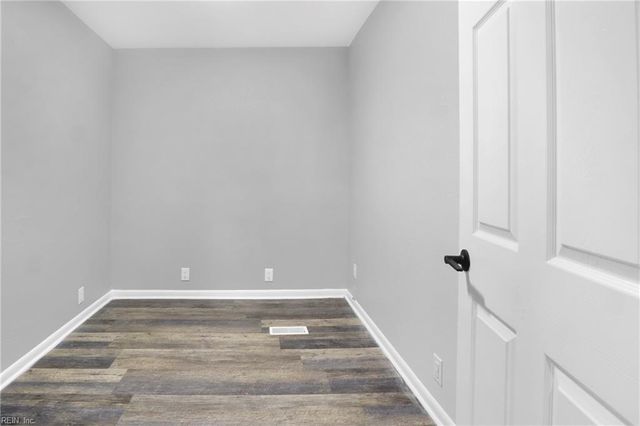 5565 Bennetts Pasture RD, Suffolk, VA 23435