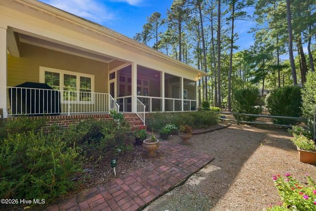 9 Linton Court, Pinehurst, NC 28374