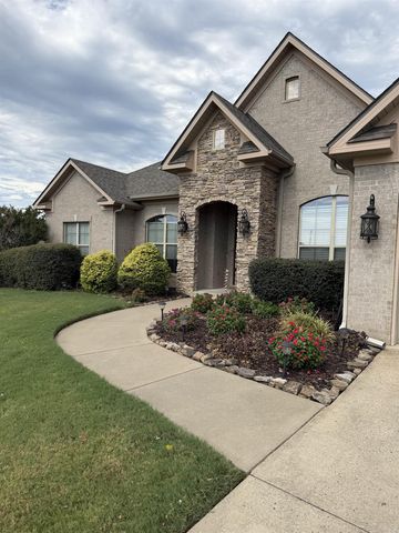 4800 Peterson Cove, Conway, AR 72034